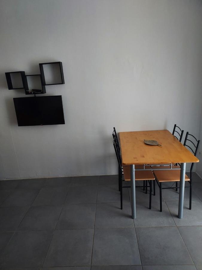 Appartement Meuble Avec Deux Chambres Moulins  Ngoại thất bức ảnh