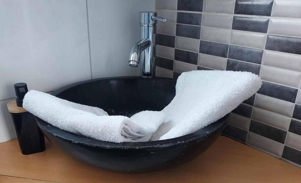 Appartement Meuble Avec Deux Chambres Moulins  Ngoại thất bức ảnh